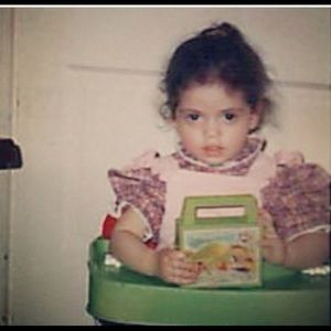 Meet your Posher, Mia